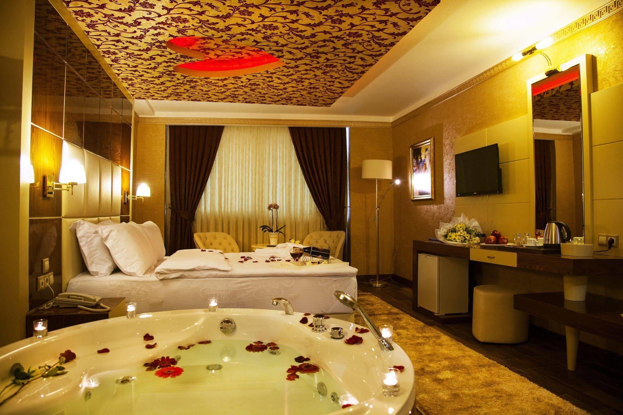 Cukurova Erten Hotel Adana Bagian luar foto